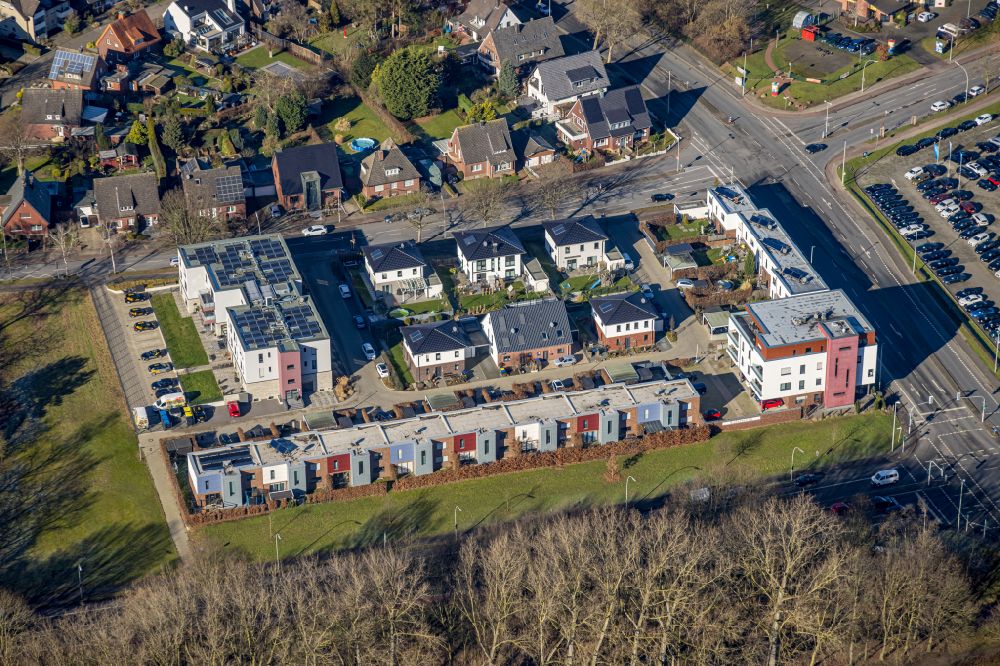 Werne from above - Residential area of a multi-family house settlement in the district Ruhr Metropolitan Area at the Grafenweg in Werne in the state North Rhine-Westphalia