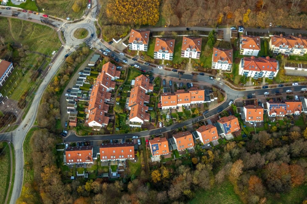 Aerial photograph Lüdenscheid - Residential area of the multi-family house settlement in the district Vogelberg in Luedenscheid in the state North Rhine-Westphalia, Germany