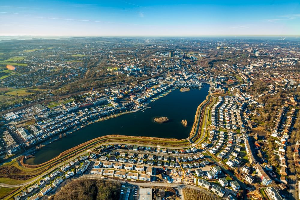 Aerial photograph Dortmund - Residential area of the multi-family house Settlement at shore Areas of lake Phoenixsee in Dortmund in the state North Rhine-Westphalia, Germany