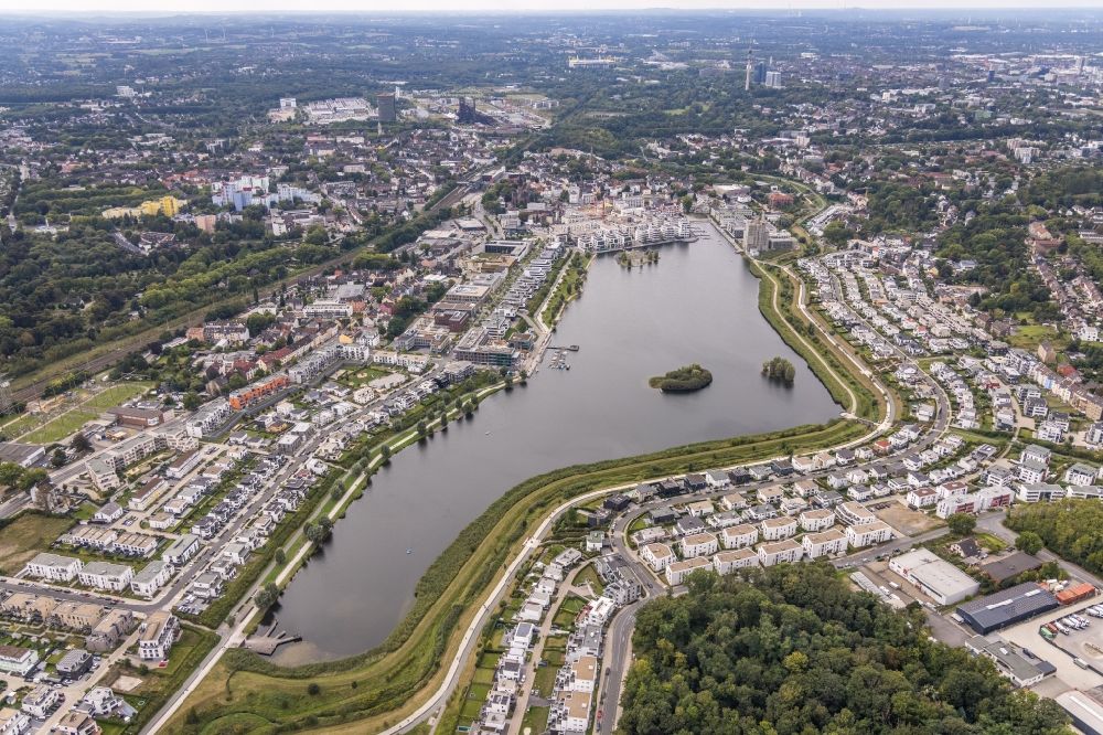 Dortmund from the bird's eye view: Residential area of the multi-family house Settlement at shore Areas of lake Phoenixsee in Dortmund in the state North Rhine-Westphalia, Germany