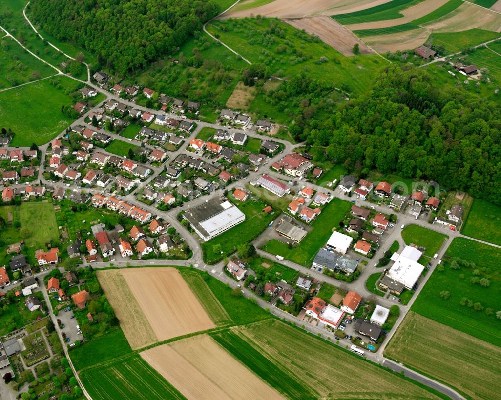 Roßwälden from the bird's eye view: Residential area of the multi-family house settlement in Roßwälden in the state Baden-Wuerttemberg, Germany