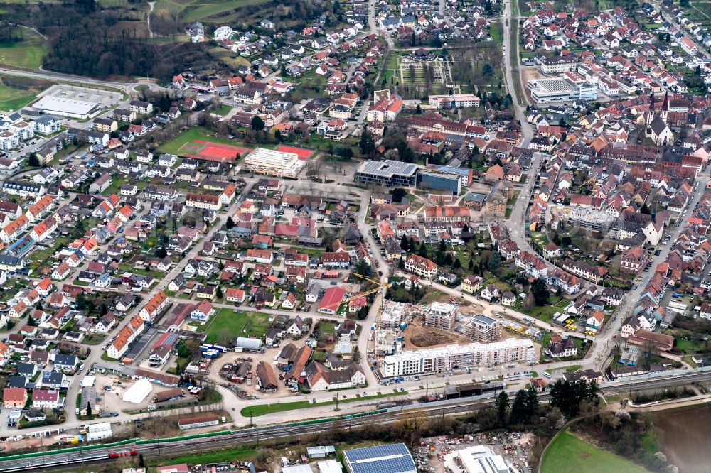 Aerial image Kenzingen - Construction site of residential area of the multi-family house settlement Seeleben on street Ladhofstrasse - Poststrasse - Eisenbahnstrasse in Kenzingen in the state Baden-Wuerttemberg, Germany