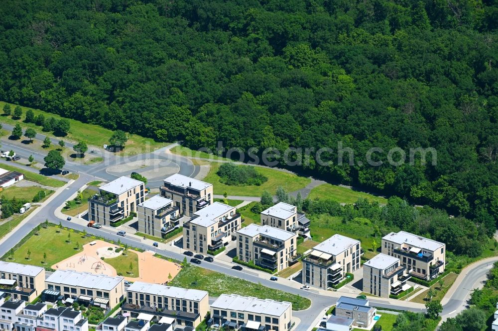 Wolfsburg from the bird's eye view: Residential area of the multi-family house settlement Auf of Sonnenwiese in the district Westhagen in Wolfsburg in the state Lower Saxony, Germany