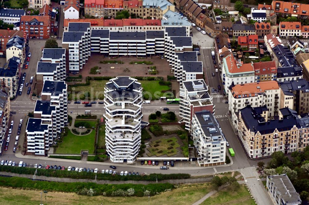 Helsingborg from above - Residential area of the multi-family house settlement on street Karl Johans gata in Helsingborg in Skane laen, Sweden