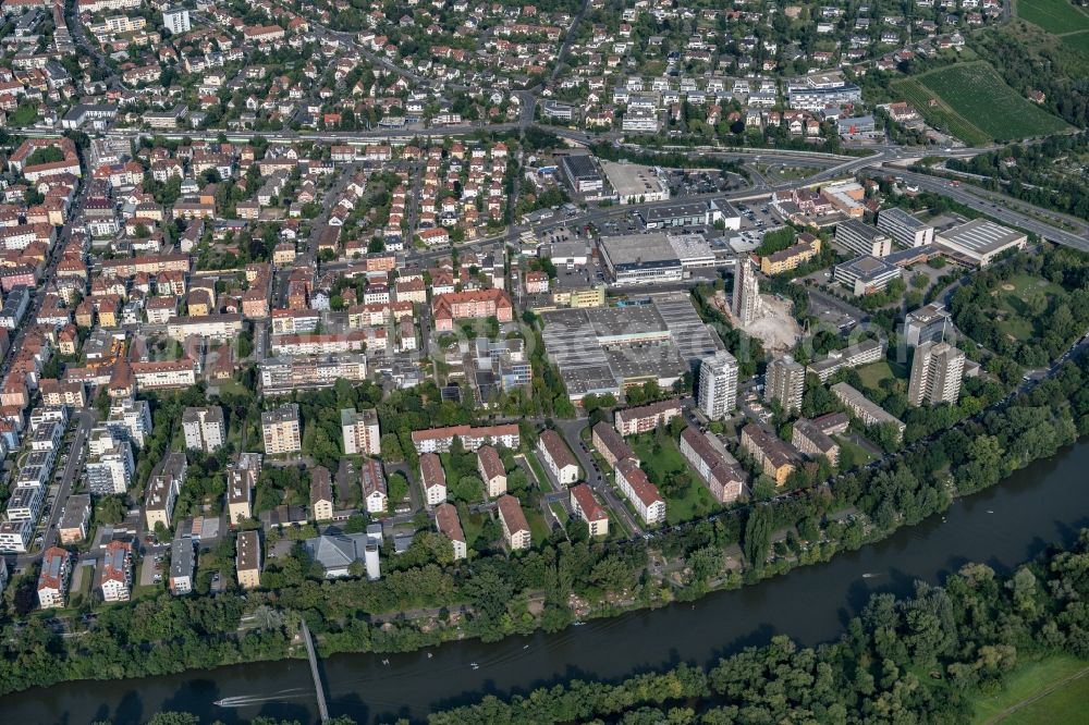Aerial photograph Würzburg - Residential area of a multi-family house settlement on the bank and river of the Main river in the district Sanderau in Wuerzburg in the state Bavaria, Germany