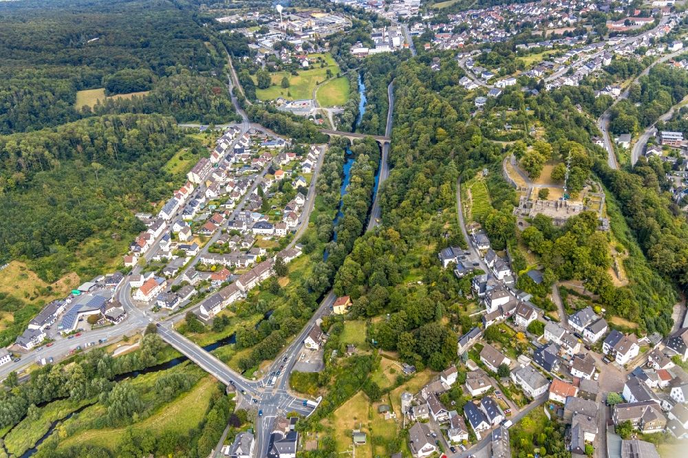 Aerial image Arnsberg - Residential area of the multi-family house settlement Unterm Roemberge - Tiergartenstrasse in Arnsberg in the state North Rhine-Westphalia, Germany