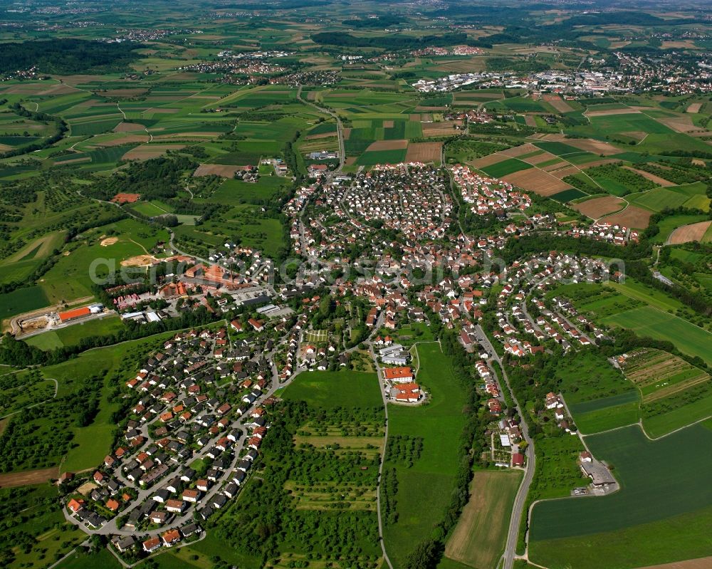 Unterweissach from the bird's eye view: Residential area of the multi-family house settlement in Unterweissach in the state Baden-Wuerttemberg, Germany