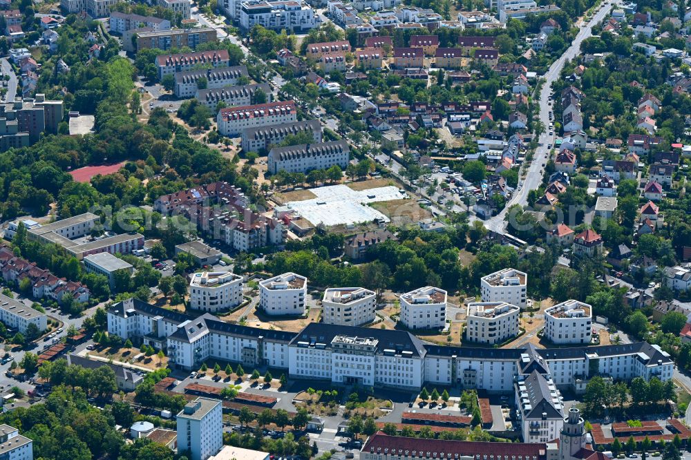 Aerial photograph Würzburg - Residential area of the multi-family house settlement Wohnquartier Moenchberg on Salvatorstrasse in the district Frauenland in Wuerzburg in the state Bavaria, Germany