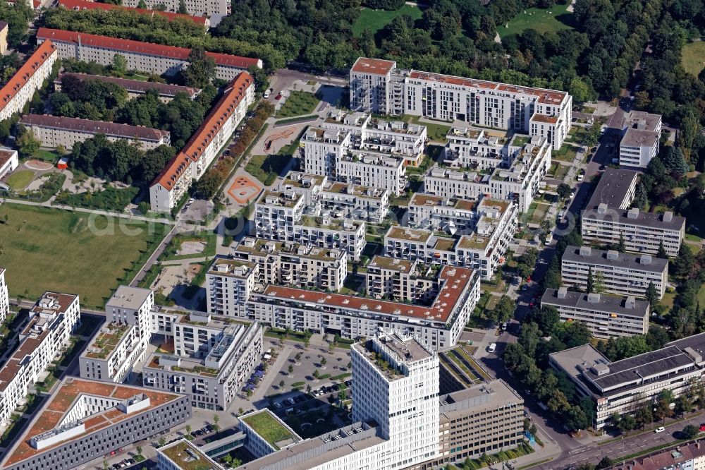 München from above - Residential area of the multi-family house settlement Wohnquartier Parkviertel Giesing in Munich in the state Bavaria