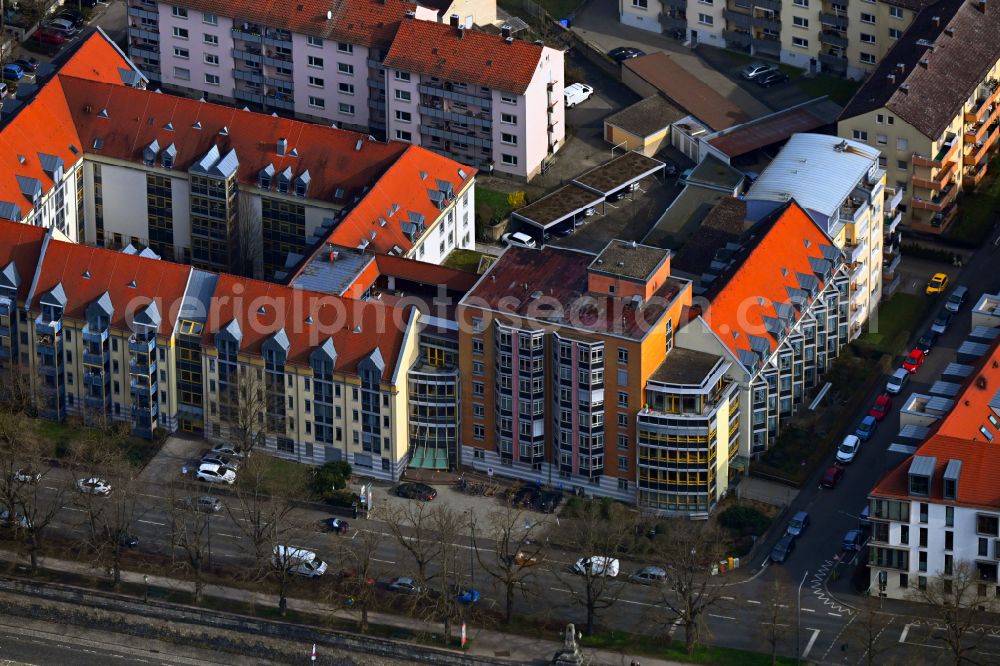 Aerial image Würzburg - Residential area of the multi-family house settlement on street Ludwigkai in the district Sanderau in Wuerzburg in the state Bavaria, Germany