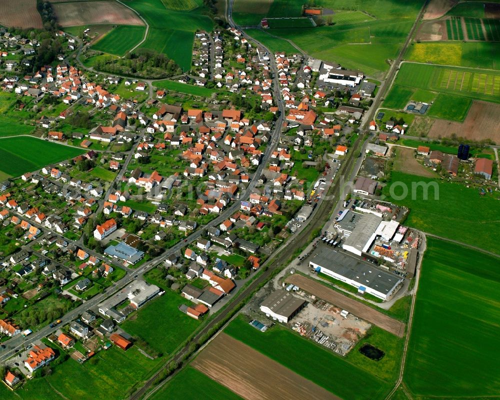 Aerial photograph Asbach - Residential area - mixed development of a multi-family housing estate and single-family housing estate in Asbach in the state Hesse, Germany