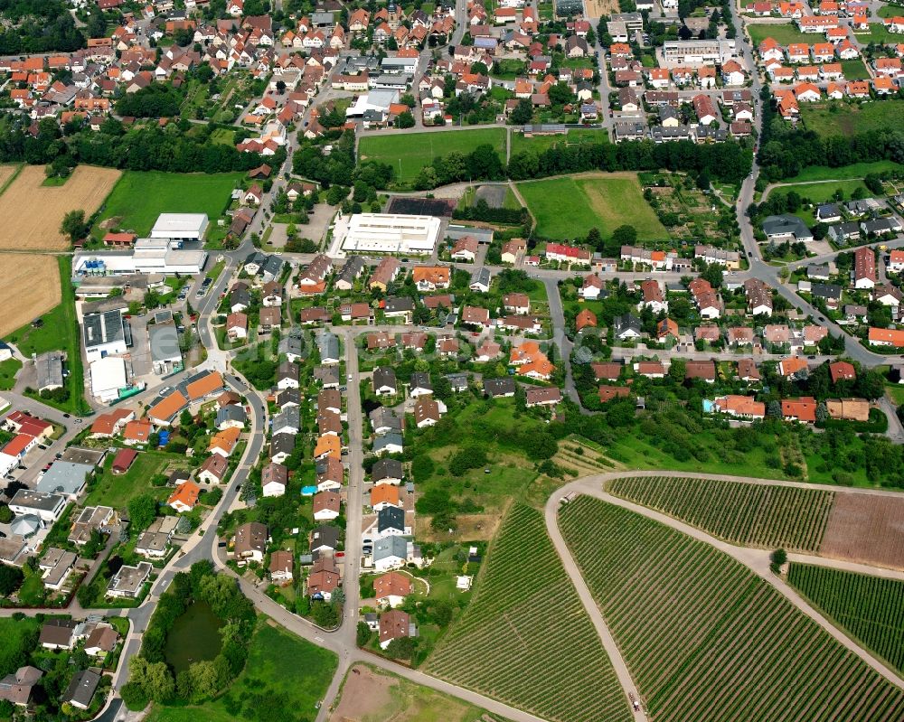 Auenstein from the bird's eye view: Residential area - mixed development of a multi-family housing estate and single-family housing estate in Auenstein in the state Baden-Wuerttemberg, Germany