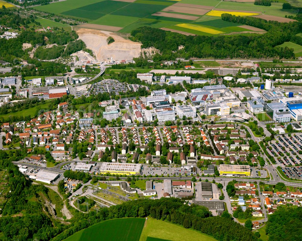 Biberach an der Riß from above - Residential area - mixed development of a multi-family housing estate and single-family housing estate in Biberach an der Riß in the state Baden-Wuerttemberg, Germany