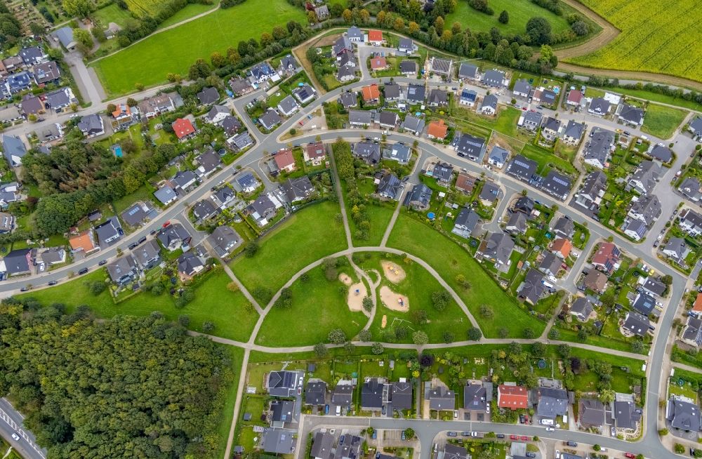Breckerfeld from above - Residential area - mixed development of a multi-family housing estate and single-family housing estate in Breckerfeld in the state North Rhine-Westphalia, Germany