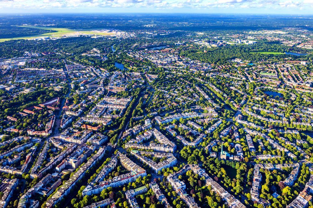 Aerial image Hamburg - Residential area - mixed development of a multi-family housing estate and single-family housing estate Eppendorf in Hamburg, Germany