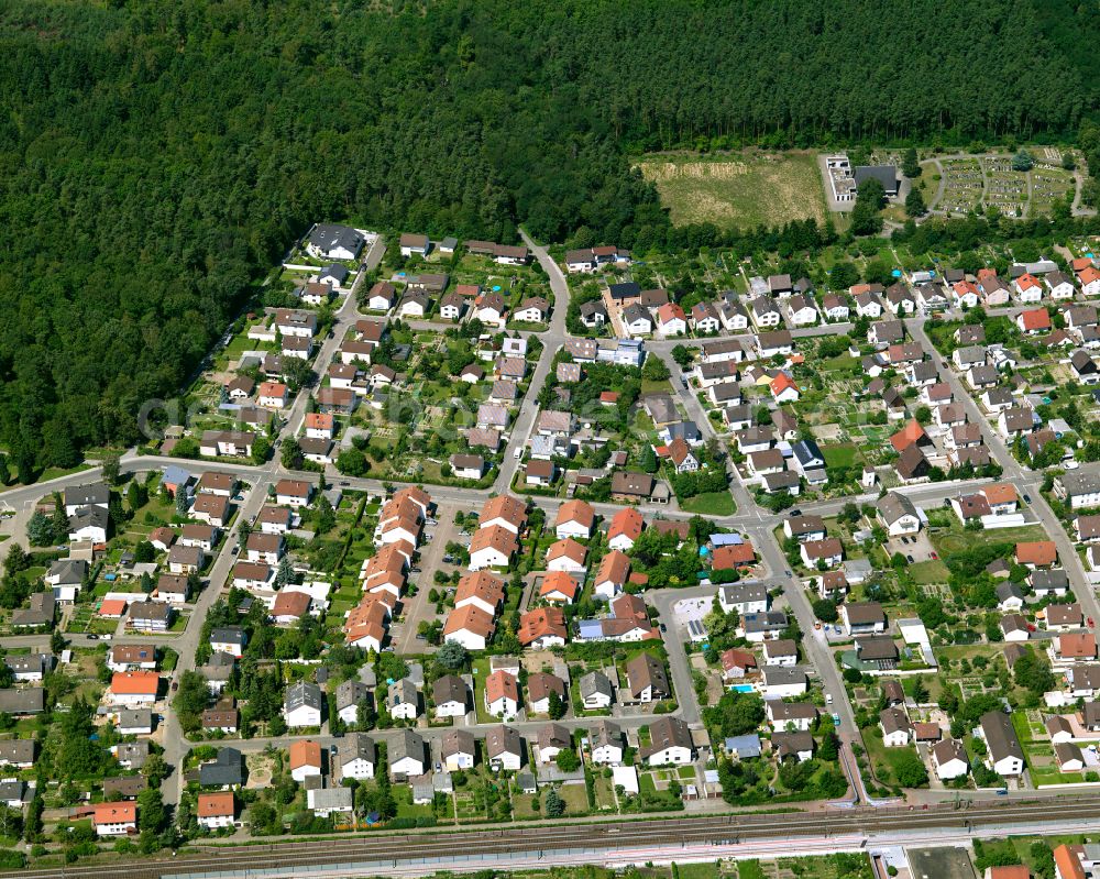 Friedrichstal from the bird's eye view: Residential area - mixed development of a multi-family housing estate and single-family housing estate in Friedrichstal in the state Baden-Wuerttemberg, Germany
