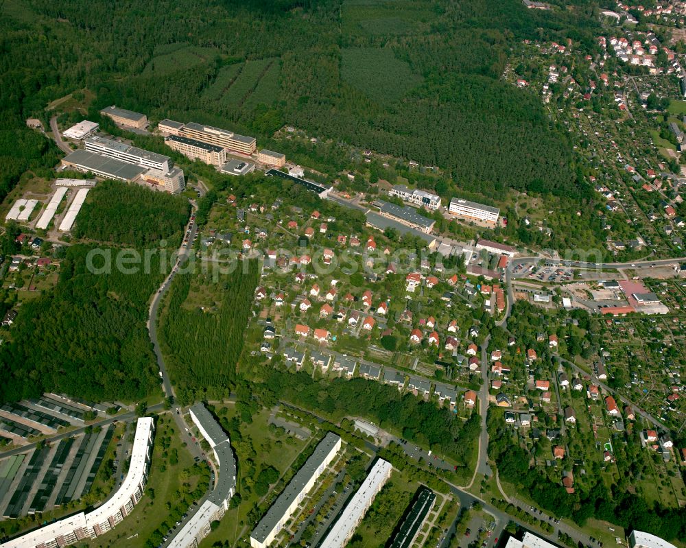 Aerial image Gera - Residential area - mixed development of a multi-family housing estate and single-family housing estate in Gera in the state Thuringia, Germany