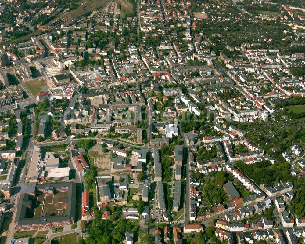 Aerial photograph Gera - Residential area - mixed development of a multi-family housing estate and single-family housing estate in Gera in the state Thuringia, Germany