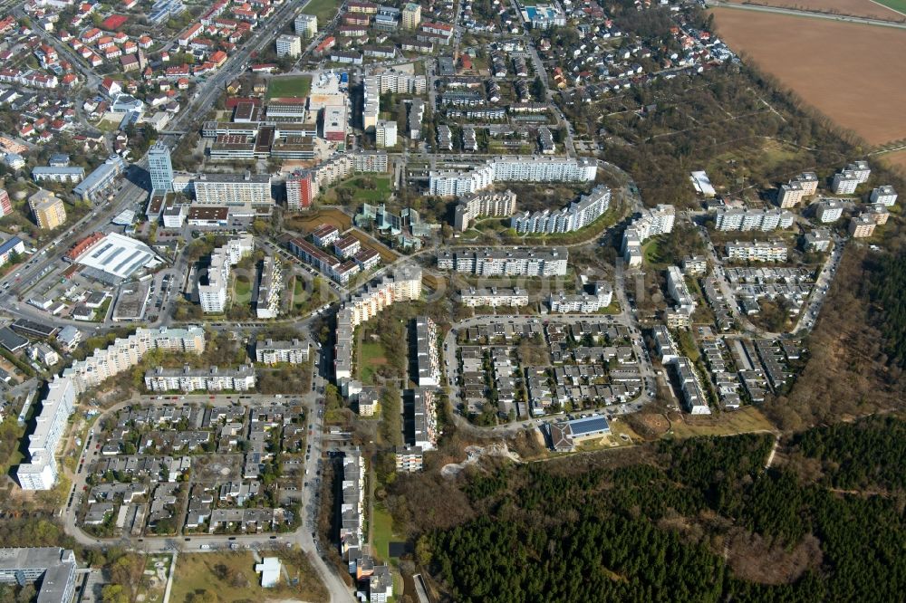 Aerial photograph Haar - Residential area - mixed development of a multi-family housing estate and single-family housing estate in Haar in the state Bavaria, Germany