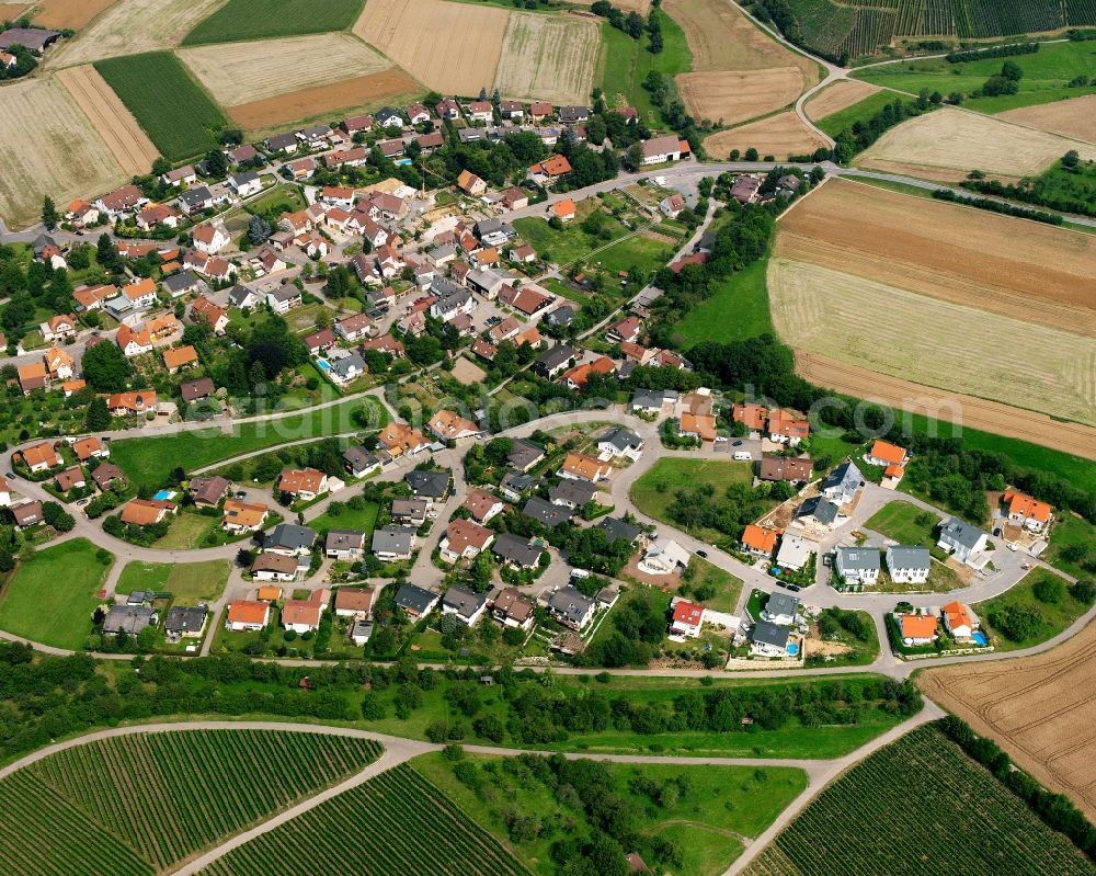 Aerial image Happenbach - Residential area - mixed development of a multi-family housing estate and single-family housing estate in Happenbach in the state Baden-Wuerttemberg, Germany