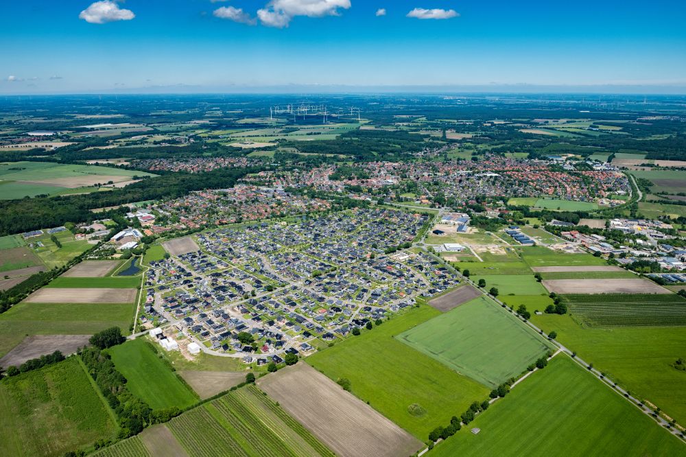 Harsefeld from the bird's eye view: Residential area - mixed development of a multi-family housing estate and single-family housing estate in Harsefeld in the state Lower Saxony, Germany