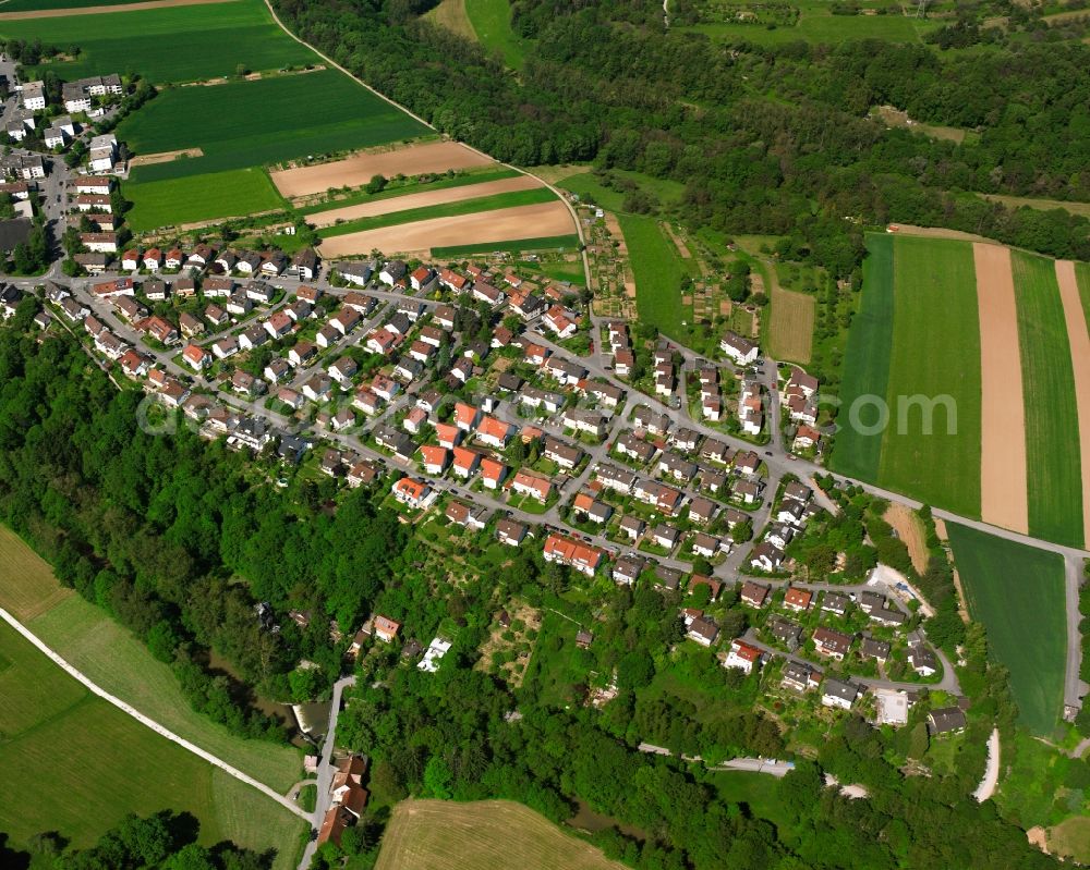 Aerial photograph Hegnach - Residential area - mixed development of a multi-family housing estate and single-family housing estate in Hegnach in the state Baden-Wuerttemberg, Germany