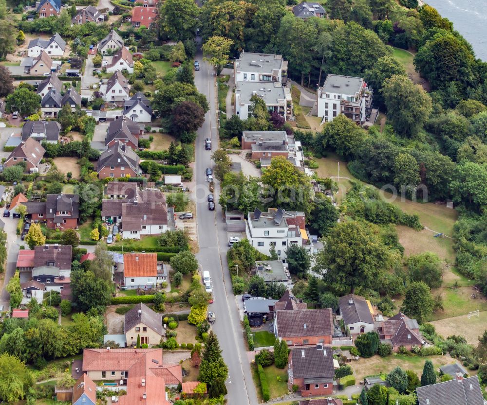 Altenholz from the bird's eye view: Residential area - mixed development of a multi-family housing estate and single-family housing estate Knoop on street Knooper Landstrasse in Altenholz in the state Schleswig-Holstein, Germany