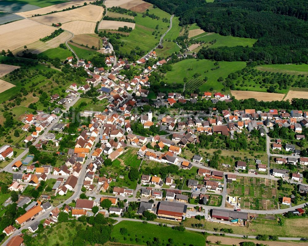 Aerial image Lampoldshausen - Residential area - mixed development of a multi-family housing estate and single-family housing estate in Lampoldshausen in the state Baden-Wuerttemberg, Germany
