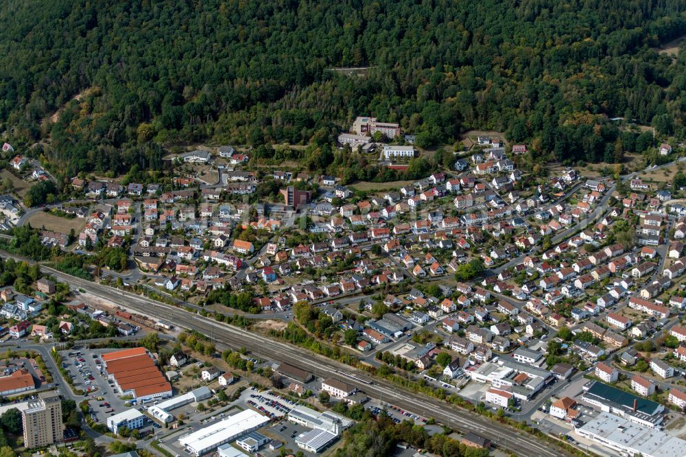 Aerial photograph Lohr am Main - Residential area - mixed development of a multi-family housing estate and single-family housing estate in Lohr am Main in the state Bavaria, Germany
