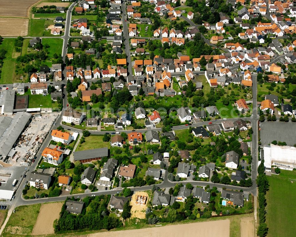 Aerial photograph Lützellinden - Residential area - mixed development of a multi-family housing estate and single-family housing estate in Lützellinden in the state Hesse, Germany