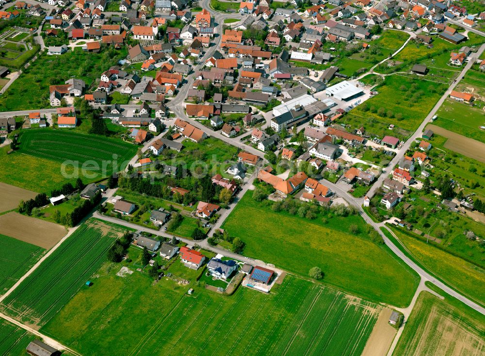 Aerial photograph Nellingen - Residential area - mixed development of a multi-family housing estate and single-family housing estate in Nellingen in the state Baden-Wuerttemberg, Germany