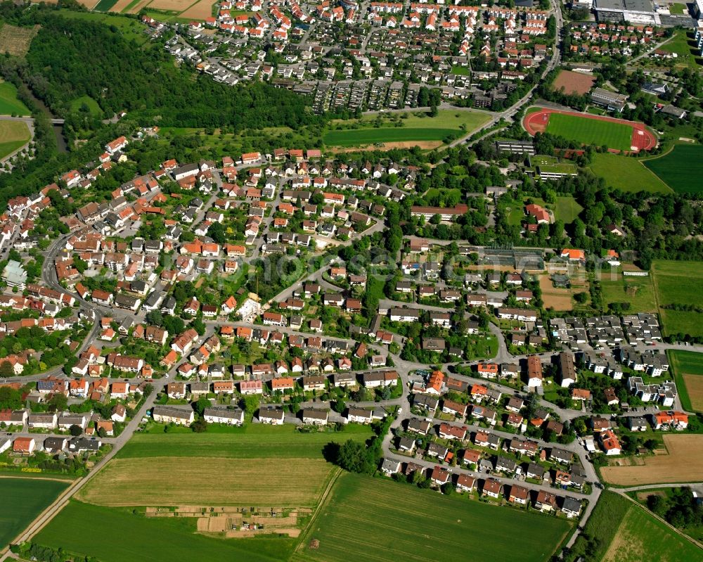 Aerial photograph Neustadt - Residential area - mixed development of a multi-family housing estate and single-family housing estate in Neustadt in the state Baden-Wuerttemberg, Germany