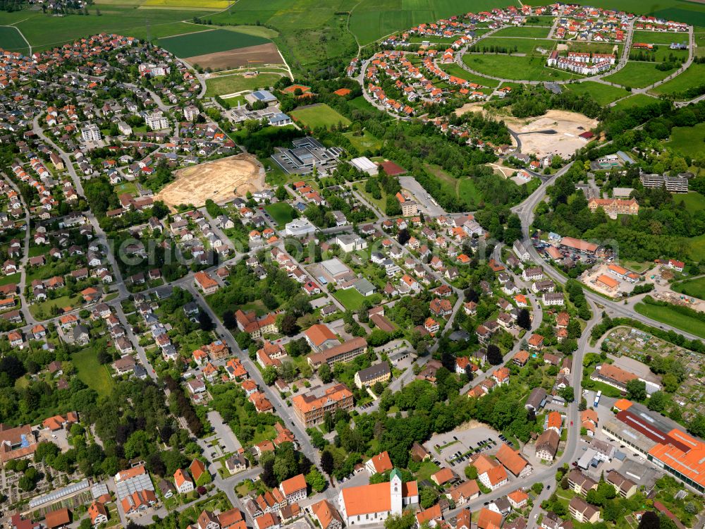Aerial photograph Riedlingen - Residential area - mixed development of a multi-family housing estate and single-family housing estate in Riedlingen in the state Baden-Wuerttemberg, Germany