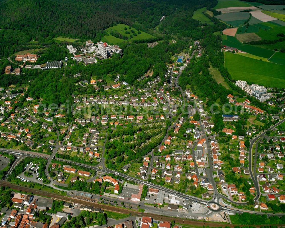 Aerial photograph Rotenburg an der Fulda - Residential area - mixed development of a multi-family housing estate and single-family housing estate in Rotenburg an der Fulda in the state Hesse, Germany