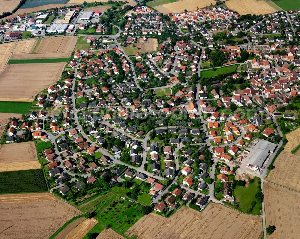 Aerial photograph Stein am Kocher - Residential area - mixed development of a multi-family housing estate and single-family housing estate in Stein am Kocher in the state Baden-Wuerttemberg, Germany