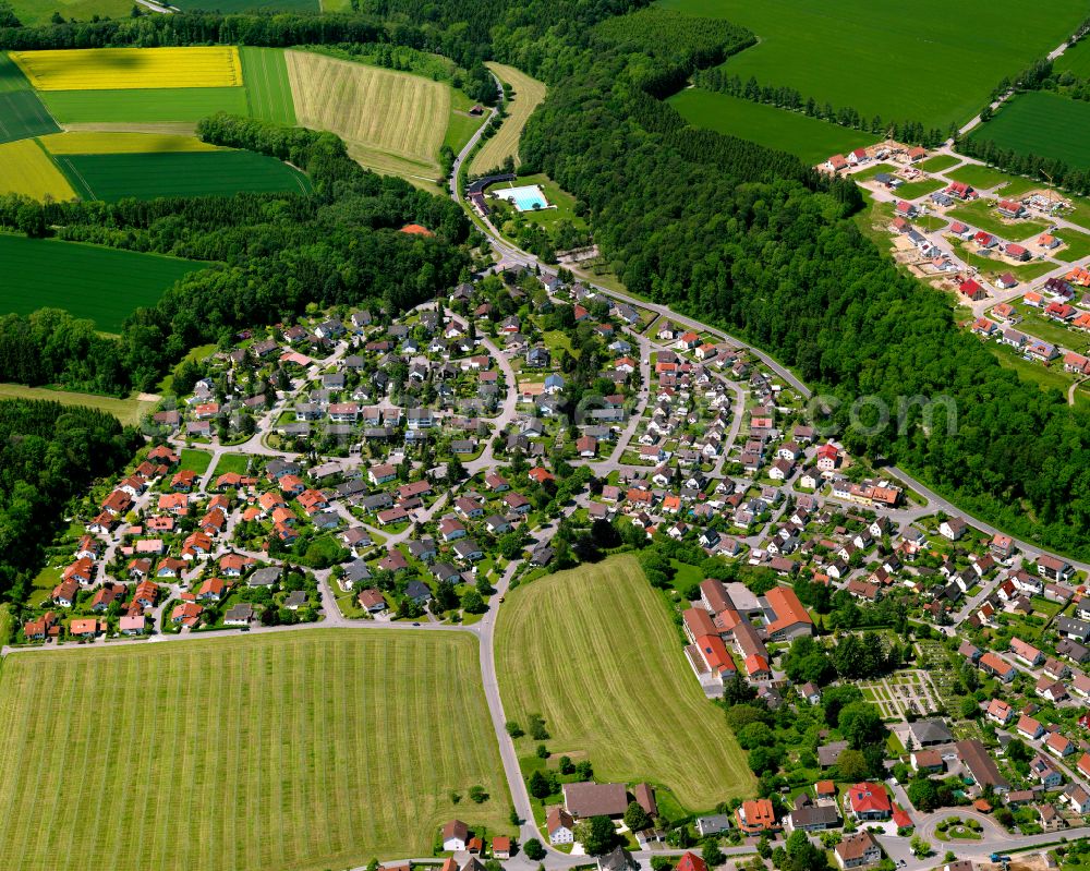 Warthausen from above - Residential area - mixed development of a multi-family housing estate and single-family housing estate in Warthausen in the state Baden-Wuerttemberg, Germany