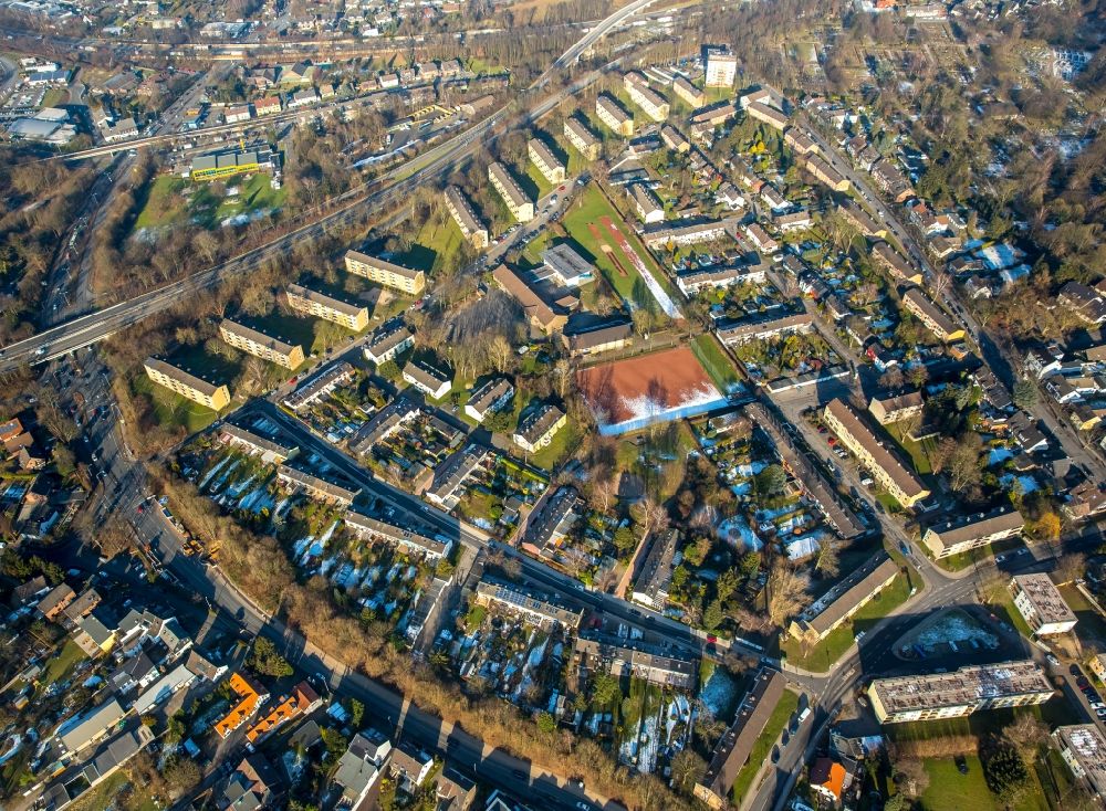 Aerial photograph Mülheim an der Ruhr - Residential area - mixed development of a multi-family housing estate and single-family housing estate between Filchner Strasse and Velauer Strasse in Muelheim on the Ruhr in the state North Rhine-Westphalia, Germany