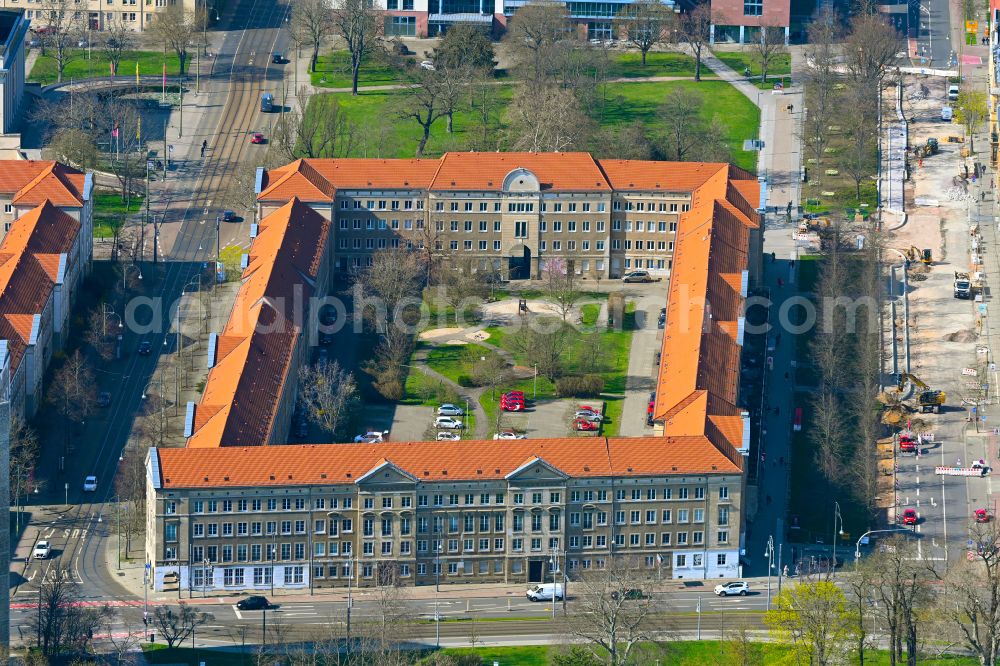 Dessau from above - Residential area a row house settlement on street Huttenstrasse in Dessau in the state Saxony-Anhalt, Germany