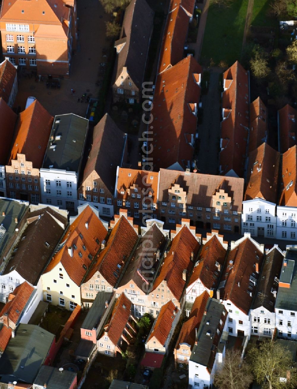 Lübeck from above - Residential area a row house settlement along the Glockengiesserstrasse in the district Altstadt in Luebeck in the state Schleswig-Holstein, Germany