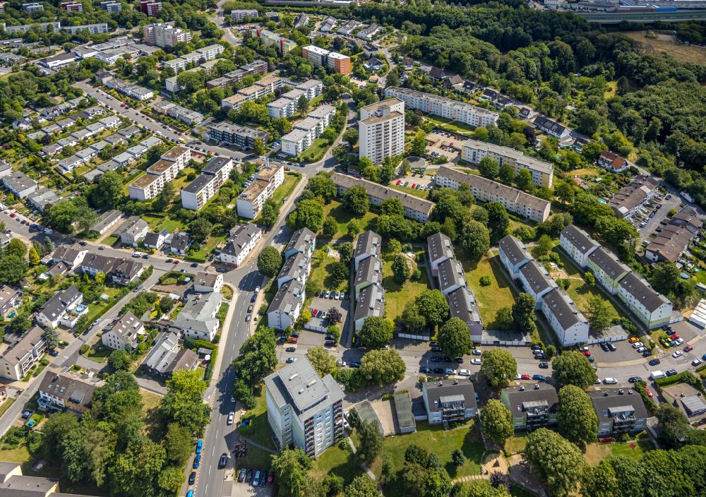 Aerial image Hetterscheidt - Residential area a row house settlement in Hetterscheidt in the state North Rhine-Westphalia, Germany