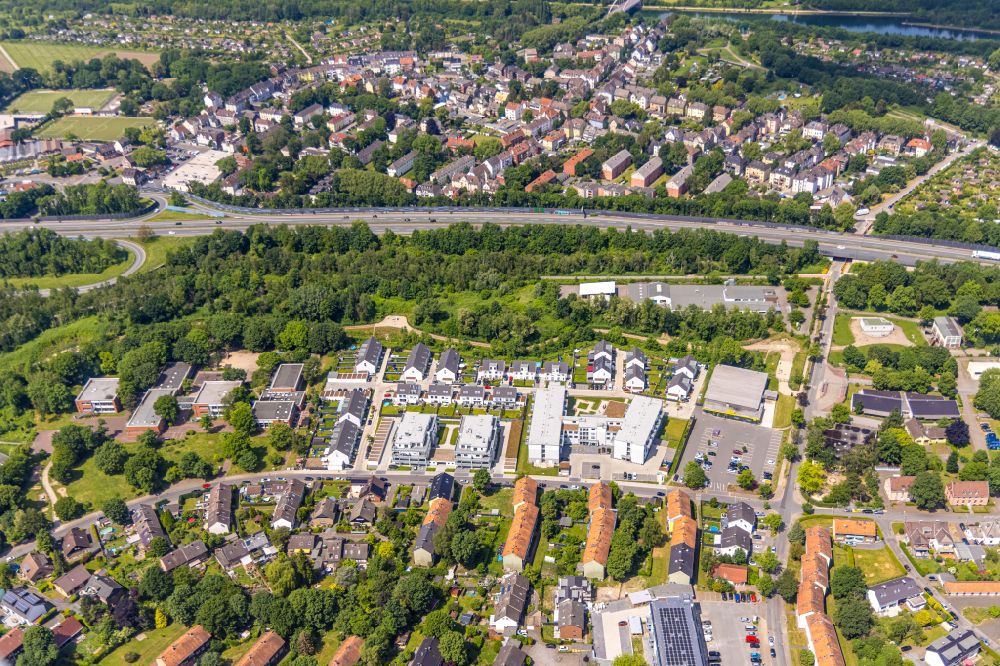 Herne from above - Residential area of the terraced housing estate Juergens Hof street Am Fischergraben in Herne at Ruhrgebiet in the state North Rhine-Westphalia, Germany