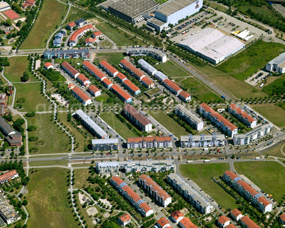 Aerial image Oberreut - Residential area a row house settlement in Oberreut in the state Baden-Wuerttemberg, Germany