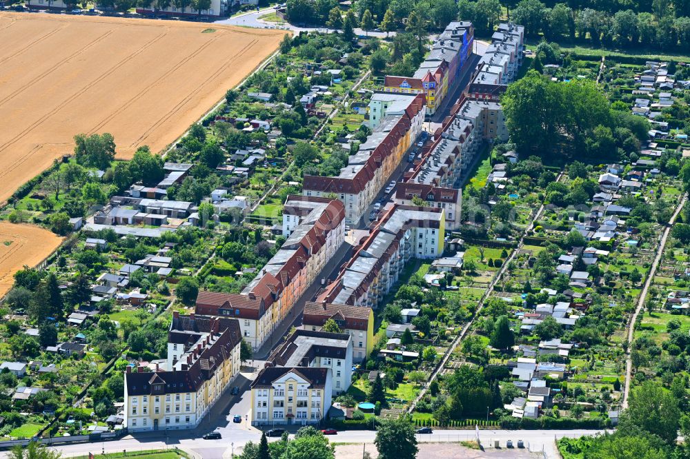 Magdeburg from the bird's eye view: Multi-family residential area in the form of a row house settlement on street Otto-Richter-Strasse in the district Sudenburg in Magdeburg in the state Saxony-Anhalt, Germany