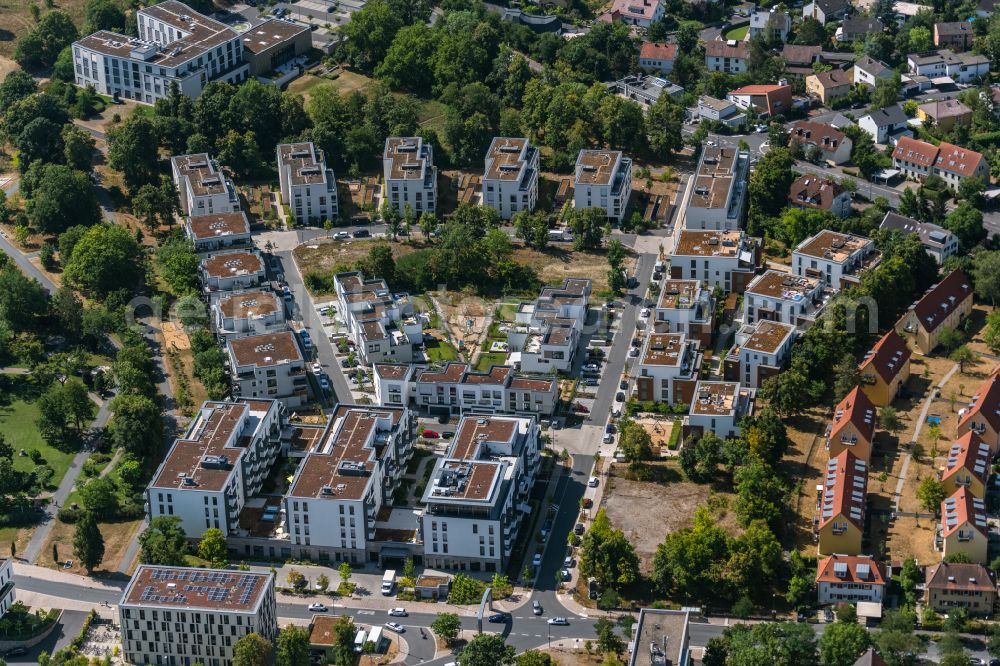 Aerial photograph Würzburg - Residential area of the terraced housing estate of the project PICK-UP-GARDEN on Dr. -Georg-Fuchs-Strasse - Athanasius-Kircher-Strasse in the district Frauenland in Wuerzburg in the state Bavaria, Germany