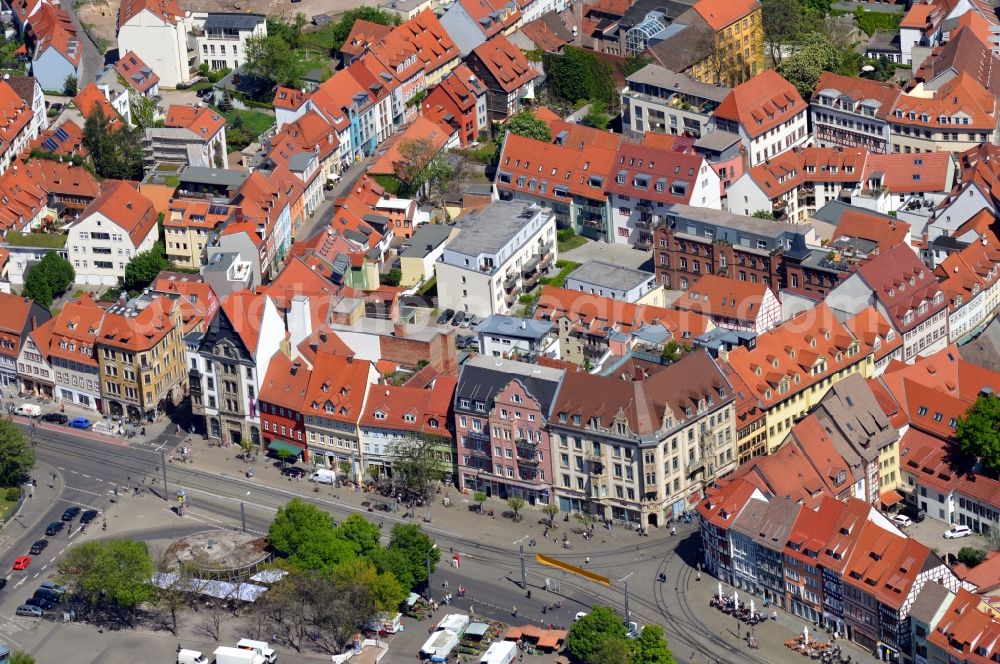 Aerial image Erfurt - Residential territorial settlement along the street Marktstrasse in the Old Town- center in Erfurt in Thuringia