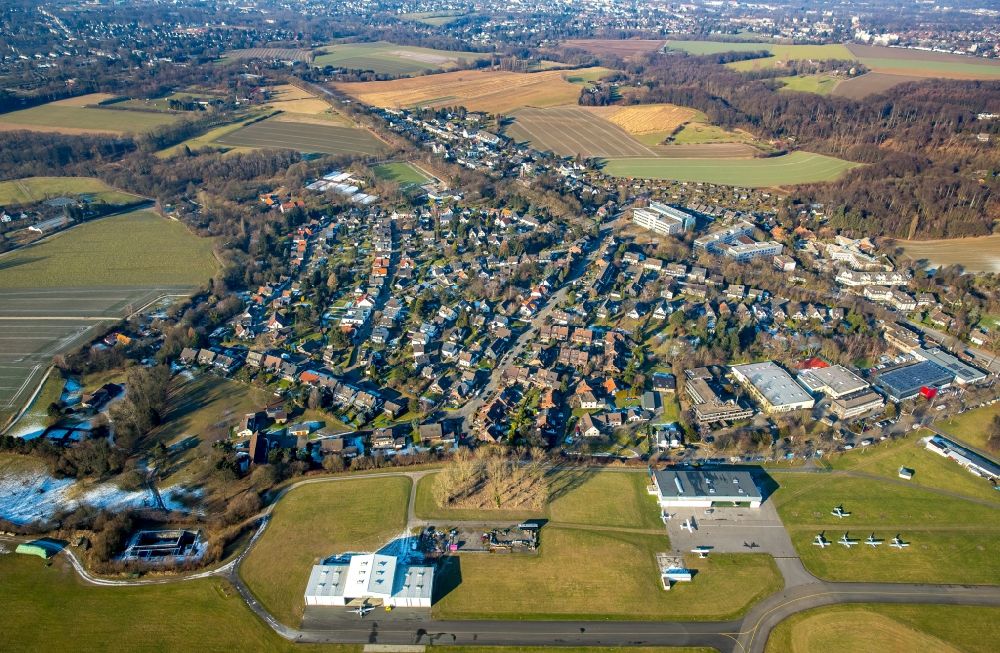 Aerial image Mülheim an der Ruhr - Settlement in the district Flughafensiedlung Raadt in Muelheim on the Ruhr in the state North Rhine-Westphalia