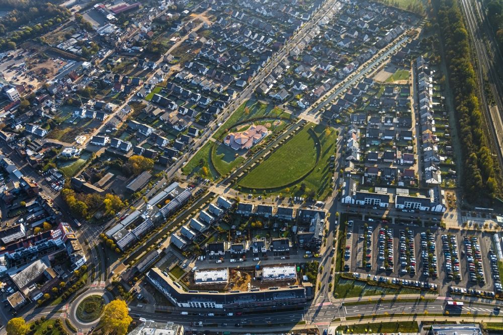 Aerial image Viersen - Residential area along the park Am Steinkreis in Viersen in the state North Rhine-Westphalia, Germany
