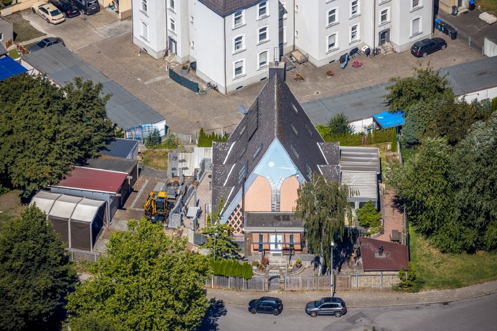 Aerial image Herne - Residential house of a single-family house - gabled house on Gneisenaustrasse corner Langforthstrasse in Herne in the state North Rhine-Westphalia, Germany