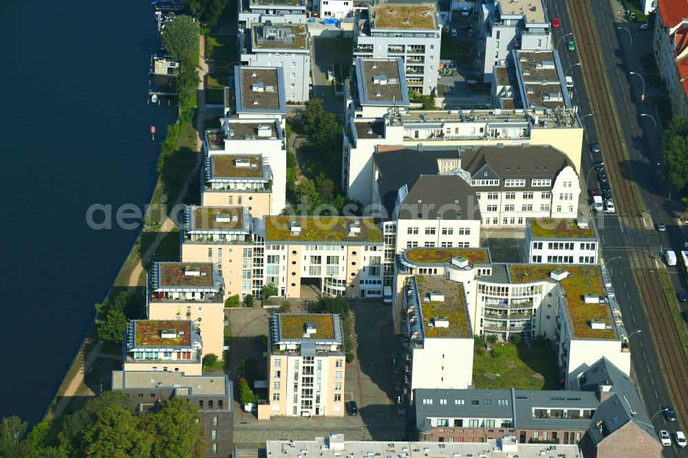 Berlin from above - Residential estate Spree28 on the riverbank of the river Spree in the Koepenick part of the district of Koepenick in Berlin in Germany. The estate includes apartments and flats and is located right on the river on Lindenstrasse