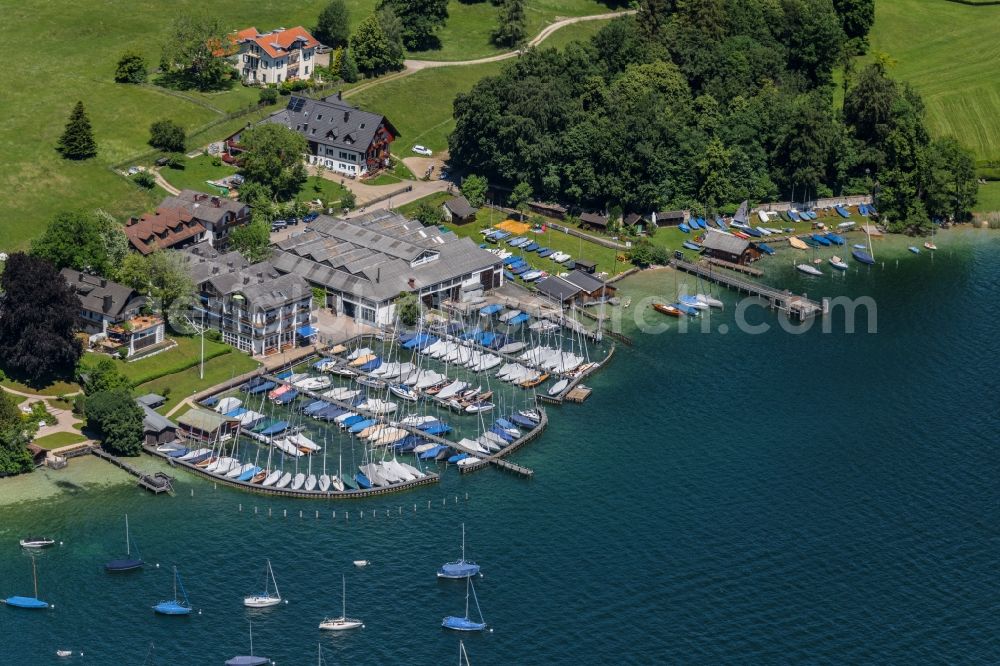 Aerial image Pöcking - Pleasure boat marina with docks and moorings on the shore area Possenhofen in Poecking in the state Bavaria, Germany
